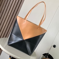 Loewe Shopping Bags